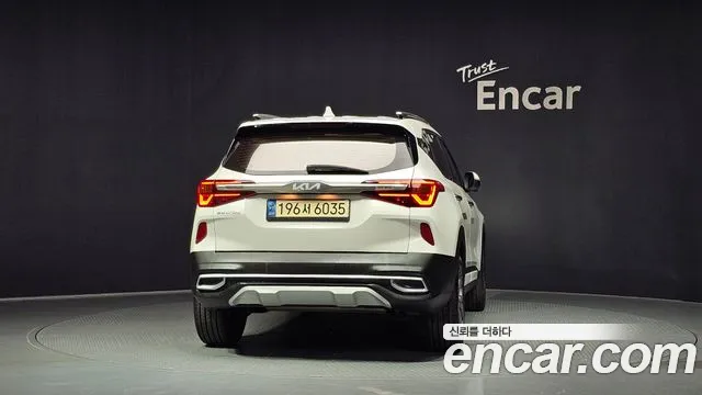 Kia Seltos Seltos Бензин 1.6 турбо 2WD — Фото автомобиля 4