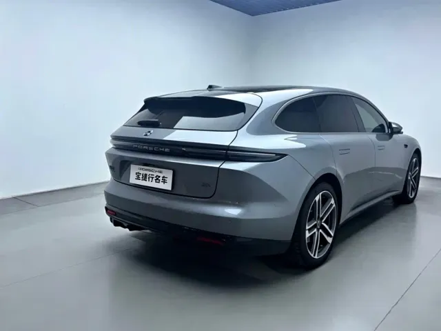 Nio ET5 Touring — Фото автомобиля 5