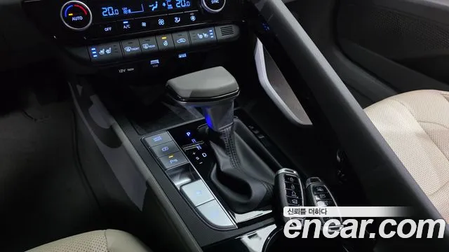Hyundai Avante CN7 — Фото автомобиля 8