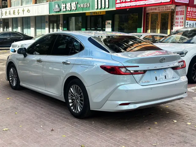 Toyota Camry — Фото автомобиля 6
