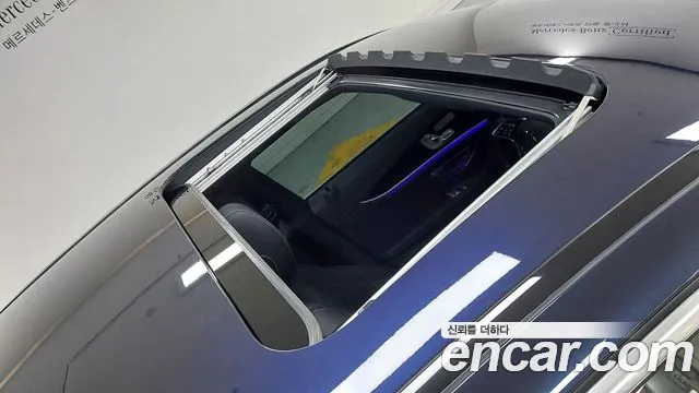 Mercedes-Benz E-Class — Фото автомобиля 12