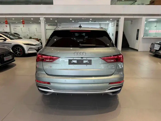 Audi Q3 — Фото автомобиля 5