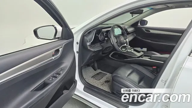 Hyundai Grandeur Grandeur (New) — Фото автомобиля 10