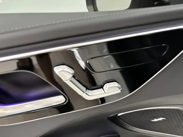 Mercedes-Benz C-Class — Фото автомобиля 11