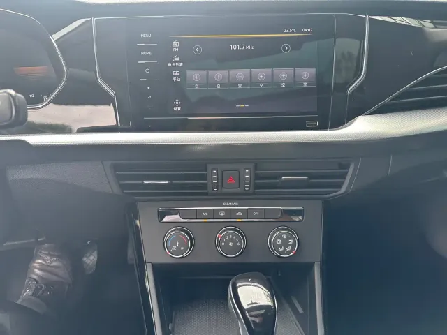 Volkswagen Passat — Фото автомобиля 13