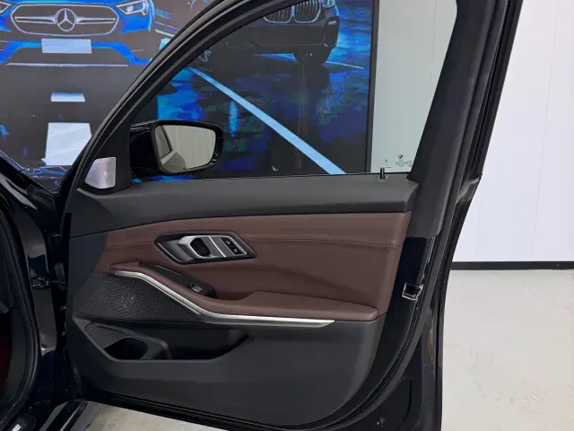 BMW 3 Series — Фото автомобиля 14