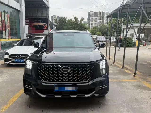 GAC Trumpchi GS8 — Фото автомобиля 2