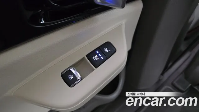 Kia Carnival 4th Gen — Фото автомобиля 29