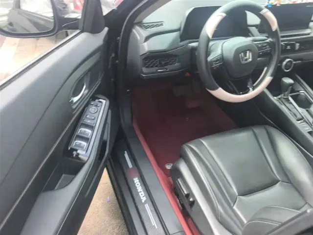 Honda Accord — Фото автомобиля 20