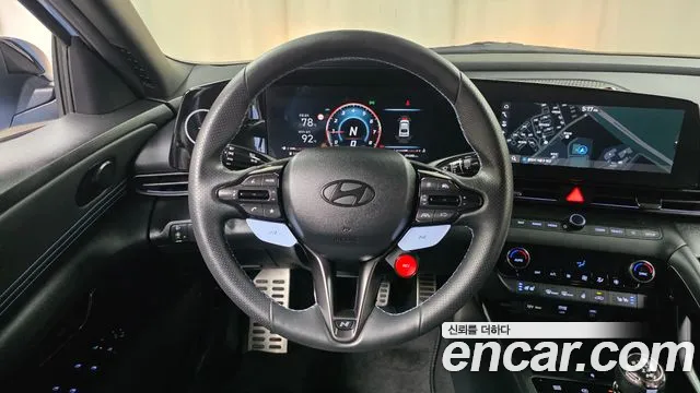 Hyundai Avante CN7 — Фото автомобиля 13