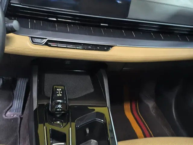 Geely Emgrand L — Фото автомобиля 10