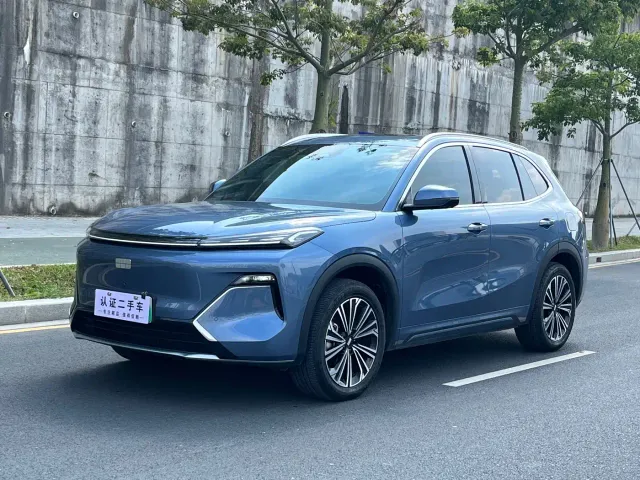 Фотография автомобиля — Geely Galaxy Starship 7 EM-i
