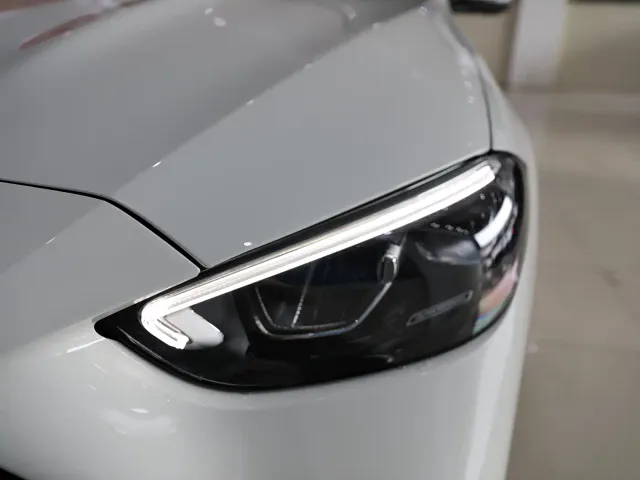 Mercedes-Benz C-Class — Фото автомобиля 21