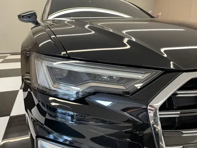 Audi A6L — Фото автомобиля 9