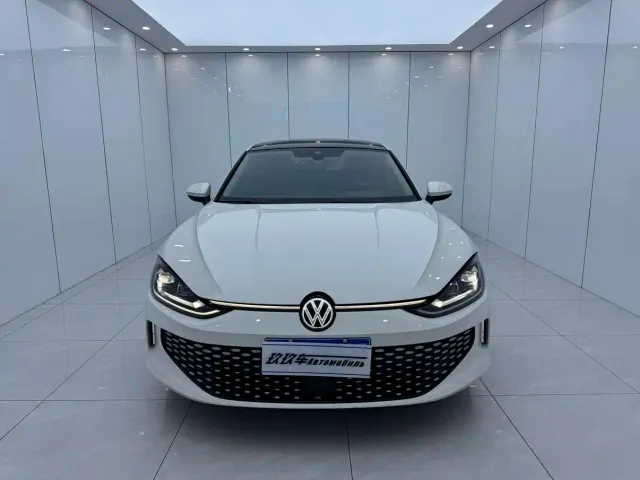 Volkswagen Lamando — Фото автомобиля 2