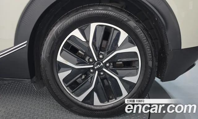 Kia EV6 — Фото автомобиля 6