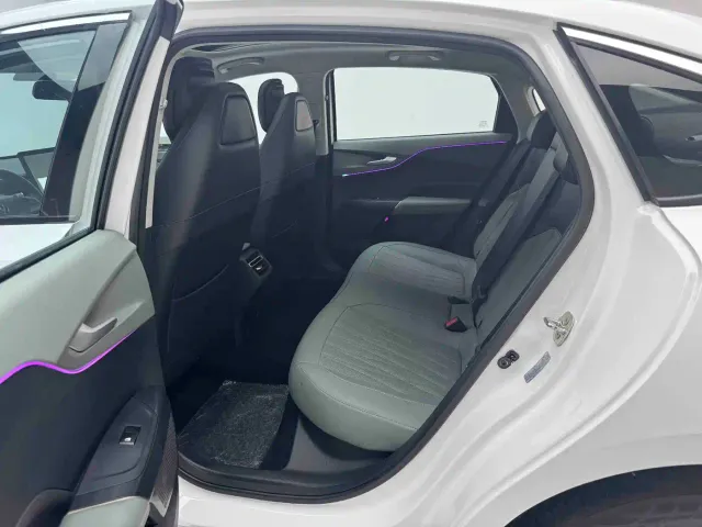 Changan Lamore — Фото автомобиля 5