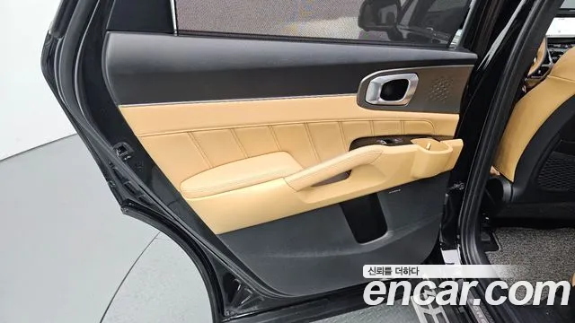 Kia Sorento Sorento 4-е поколение Бензин 2.5T 4WD — Фото автомобиля 23