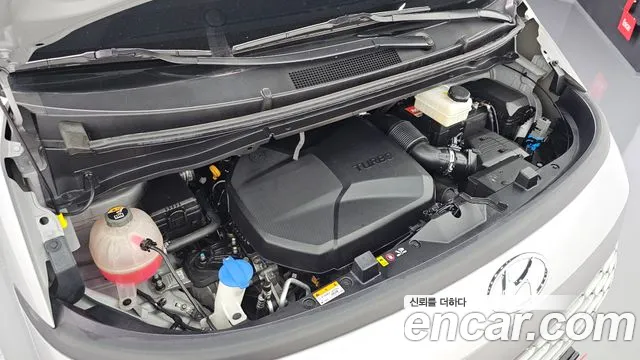 Hyundai Staria — Фото автомобиля 9