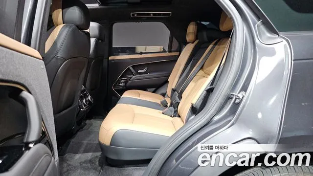 Land Rover Range Rover Sport — Фото автомобиля 21