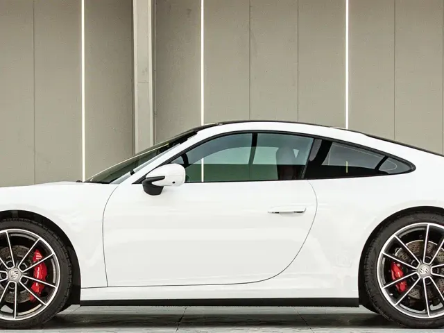 Porsche 911 — Фото автомобиля 7