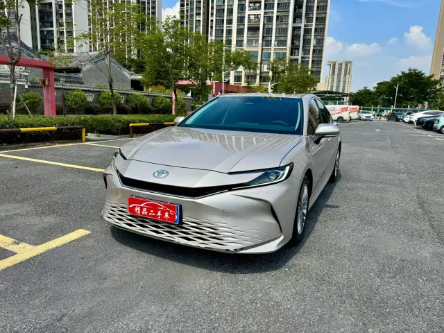 Фотография автомобиля — Toyota Camry
