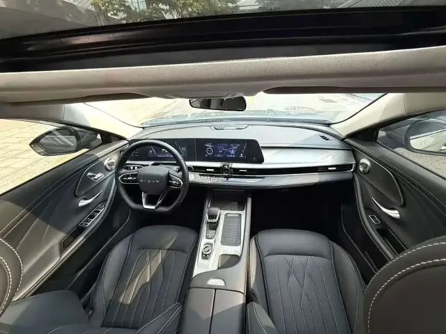 Chery Arrizo 8 — Фото автомобиля 5