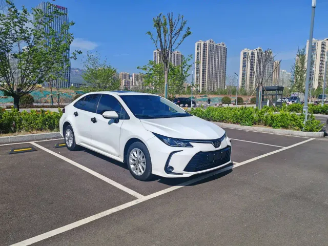 Toyota Corolla — Фото автомобиля 3