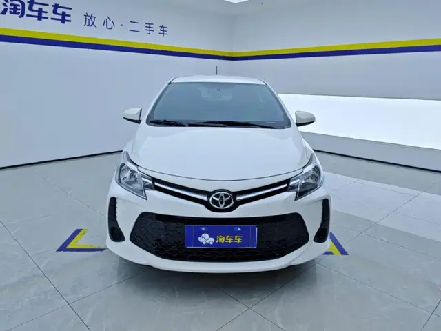 Toyota Vios FS — Фото автомобиля 2