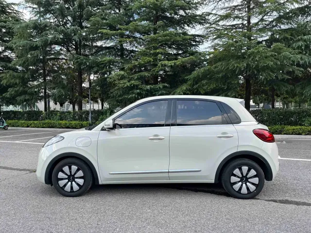 Wuling Bingo — Фото автомобиля 6
