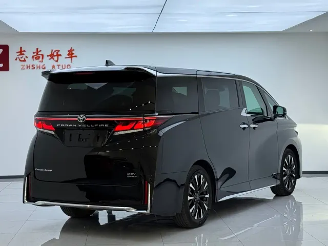Toyota Vellfire — Фото автомобиля 18