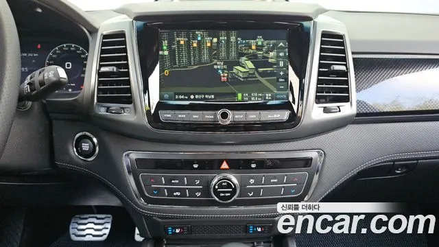 KG_Mobility_Ssangyong Rexton Новый Rexton Sport Дизель 2.2 4WD — Фото автомобиля 14