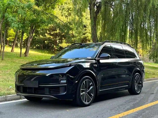 Фотография автомобиля — Li Auto L9