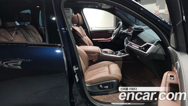 BMW X5 xDrive 40i M Sport — Фото автомобиля 23