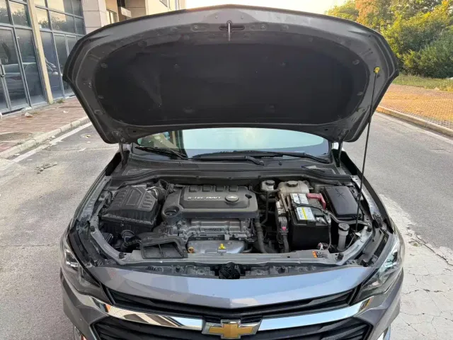 Chevrolet Monza — Фото автомобиля 23