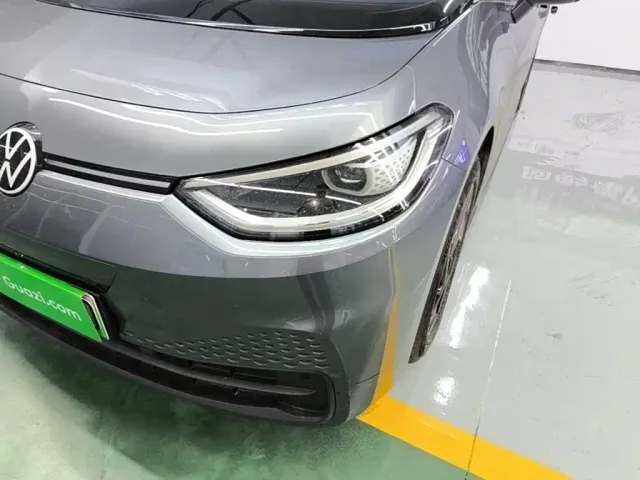 Volkswagen ID.3 — Фото автомобиля 23