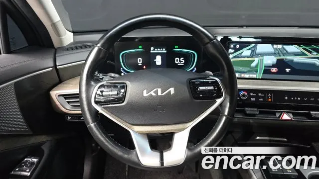 Kia K8 — Фото автомобиля 13