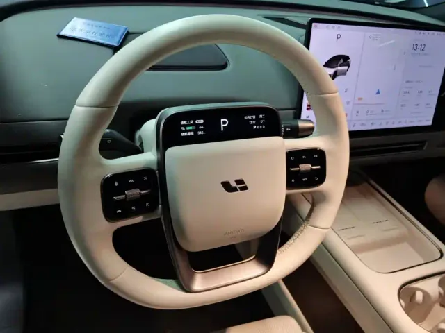 Li Auto i6 — Фото автомобиля 15
