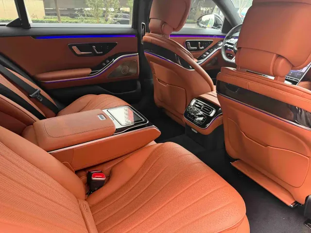Mercedes-Benz S-Class — Фото автомобиля 9