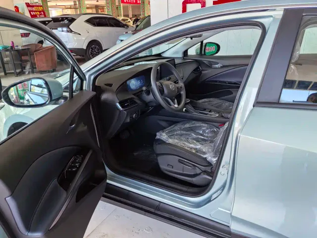 Buick Velite 6 — Фото автомобиля 6