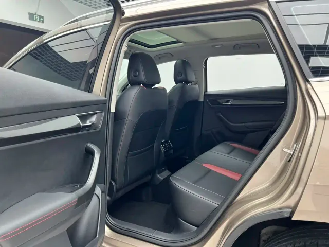 Skoda Karoq — Фото автомобиля 14