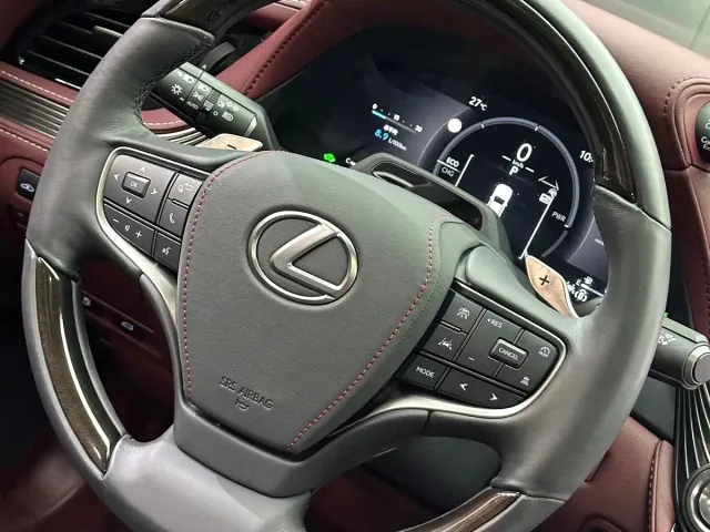 Lexus LS — Фото автомобиля 29