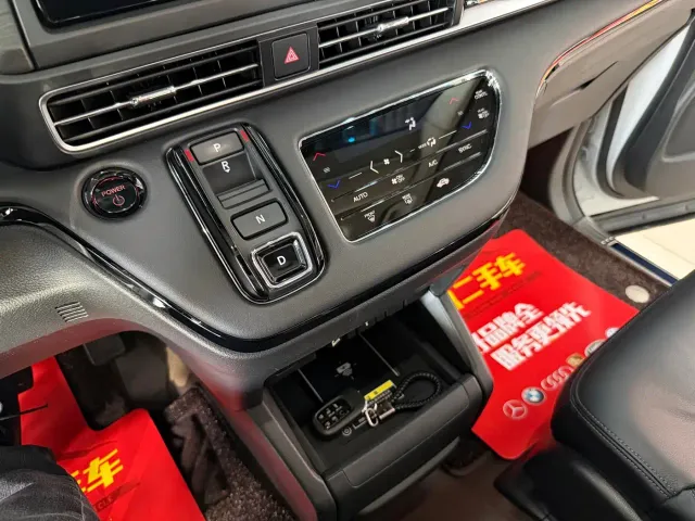 Honda Elysion — Фото автомобиля 20