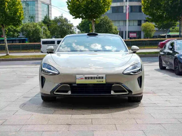 Xiaomi SU7 — Фото автомобиля 2