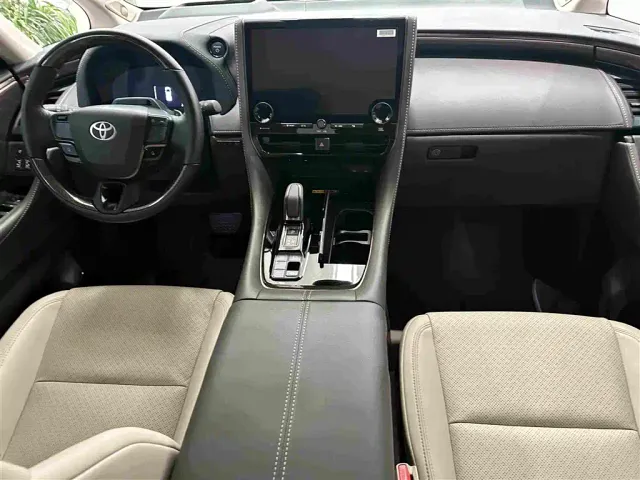 Toyota Alphard — Фото автомобиля 15