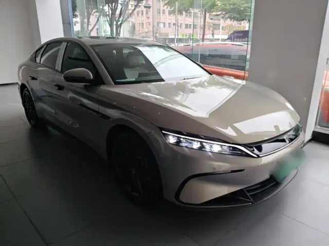 BYD Han — Фото автомобиля 3