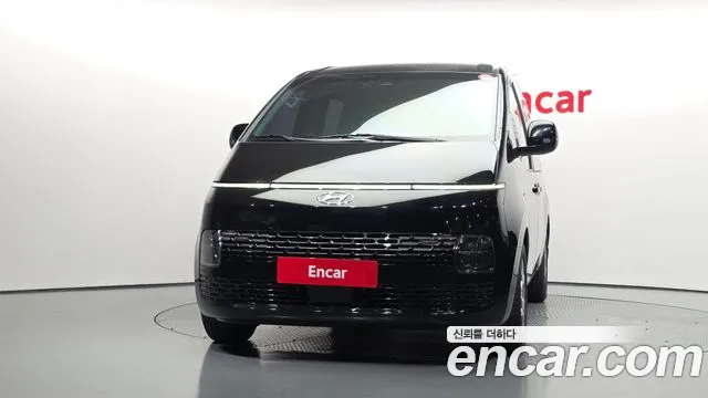Hyundai Staria — Фото автомобиля 3