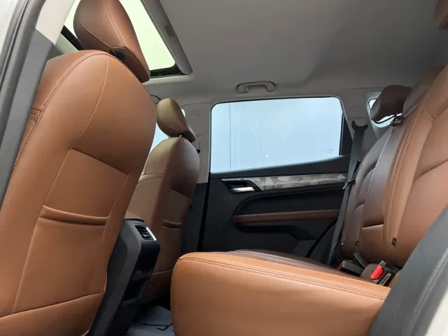 Geely Vision X6 — Фото автомобиля 8