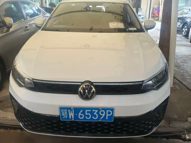 Фотография автомобиля — Volkswagen Lavida
