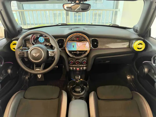 MINI Hatch — Фото автомобиля 9